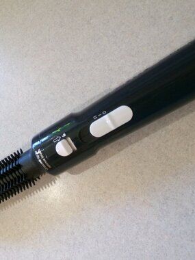 NEW Sassoon Hot Air Styler 3/4" DUAL VOLTAGE